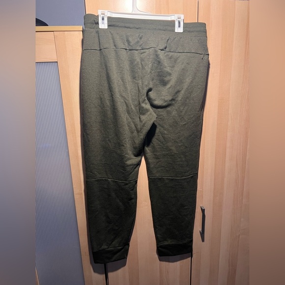 Russell Athletic Unisex Olive Green XL Jogger Sweetpants - Picture 2 of 5